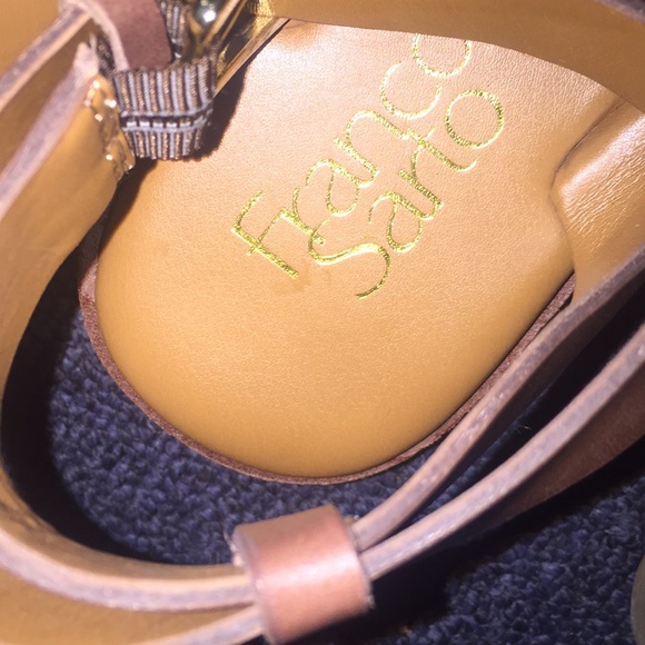 Franco Sarto Sandals 🖤 - Picture 2 of 3